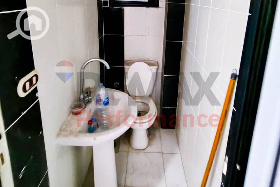 10 WhatsApp Image 2025-11-10 at 3.06. 35 PM (3). JPG