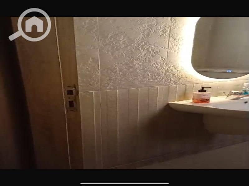 10 WhatsApp Image 2025-11-10 at 1.50. 36 AM. jpg