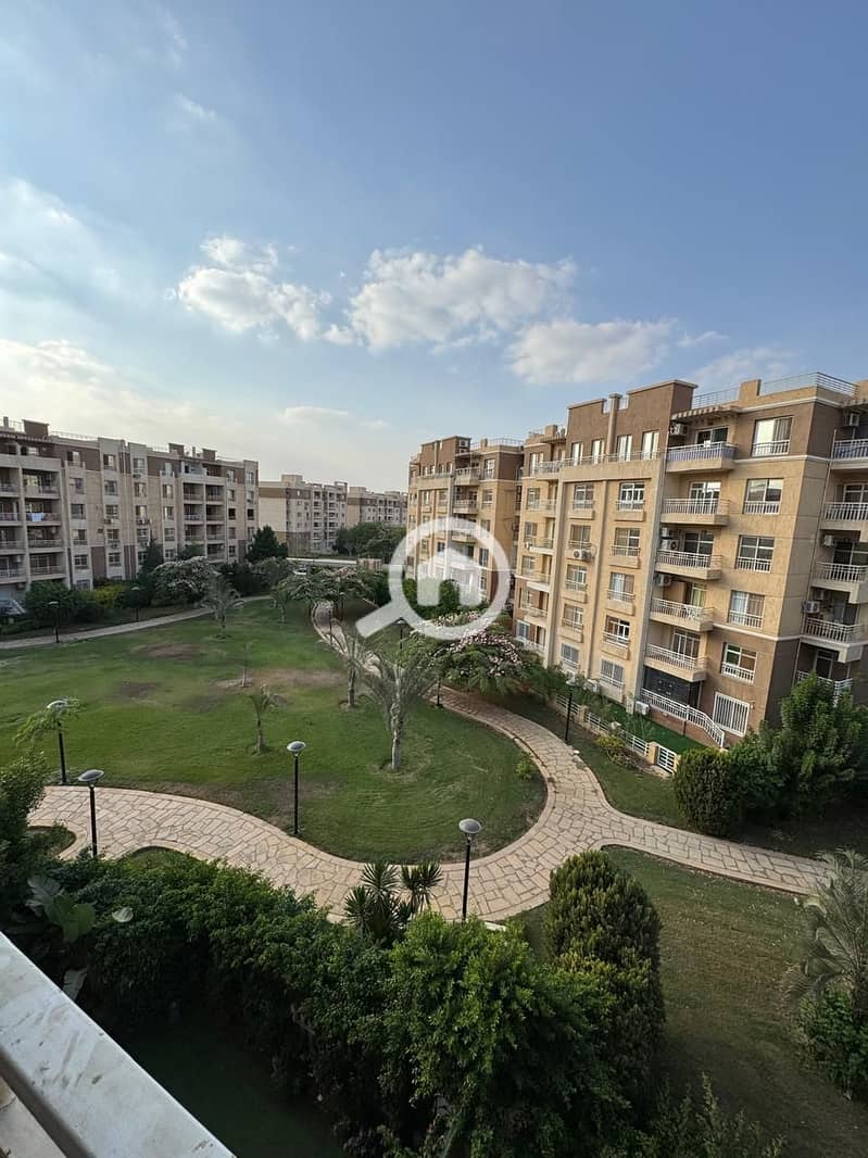 15 b5892091-46a0-4657-bfb6-af8a84cd84c0. jpg