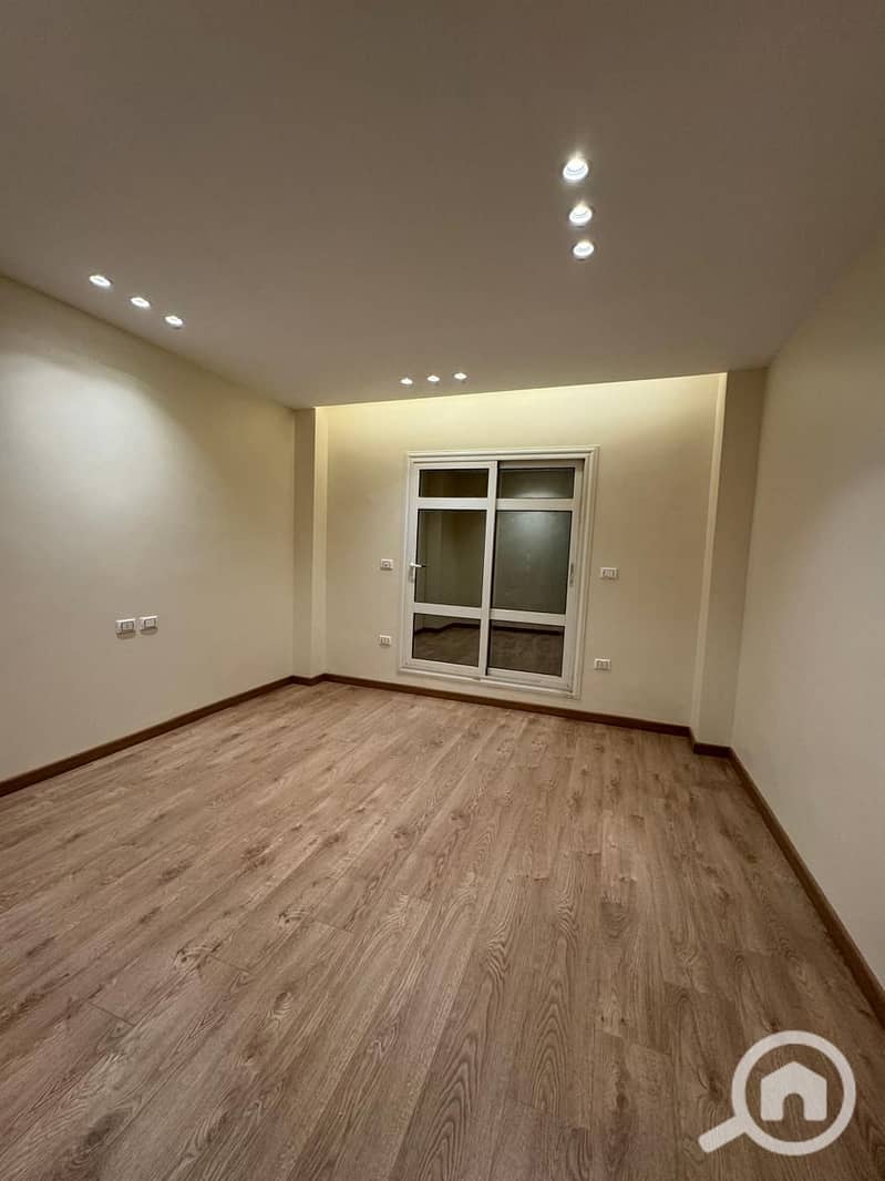 2 31aabca4-890d-4d7b-9b8d-1a0427c0e08b. jpg