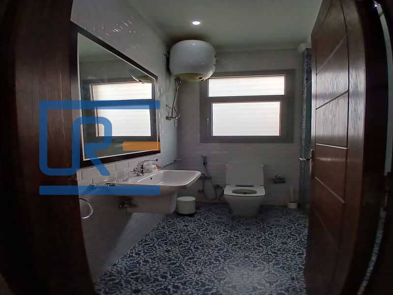 4 IMG-20251110-WA0044. jpg