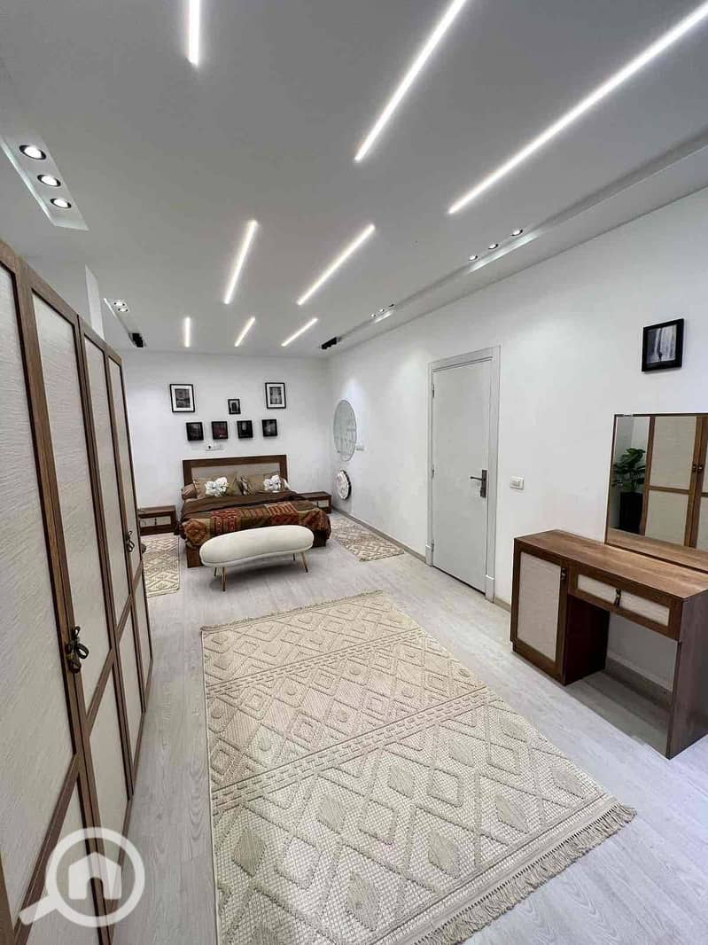 2 d6155e65-f3fa-4708-ae81-7bb558e5701a. jpg