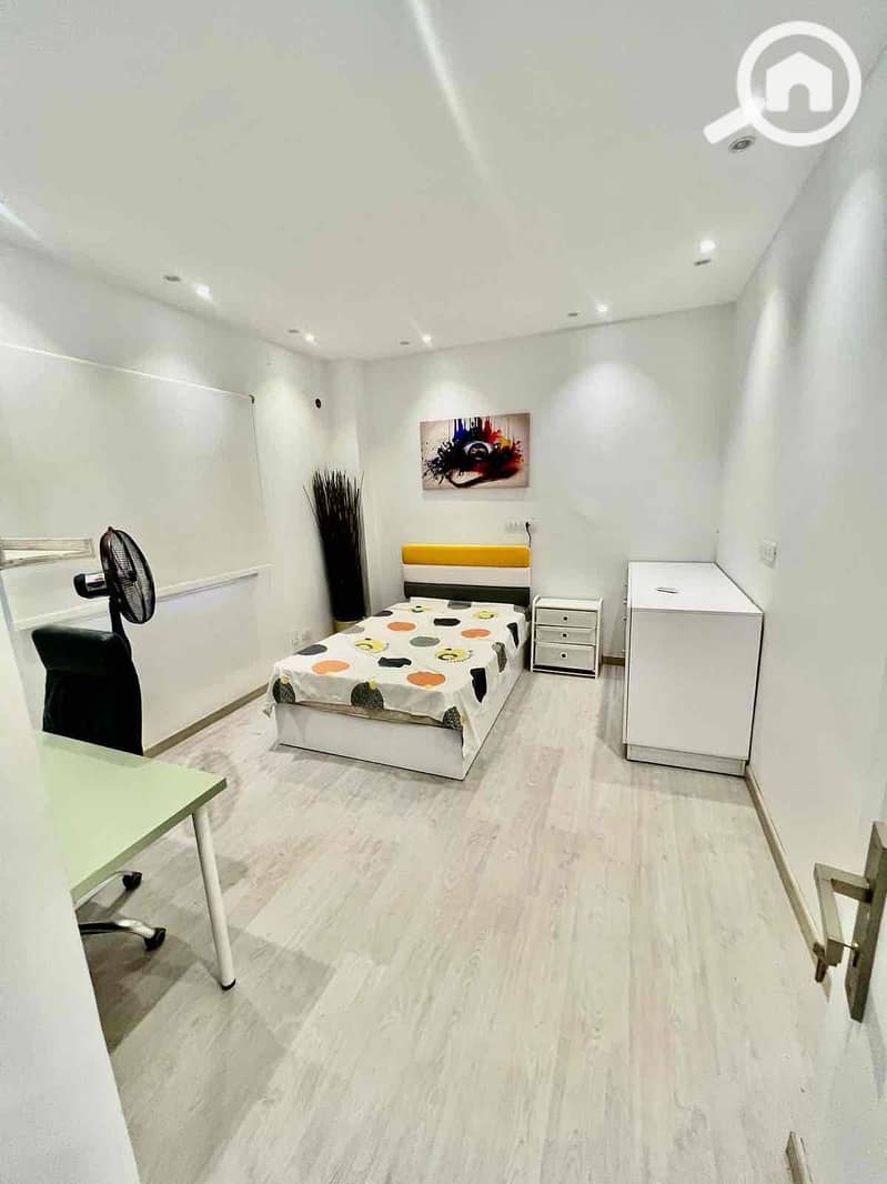 10 6f5cfe4c-bbe4-4cbb-b1c3-5ed1576d49ec. jpg