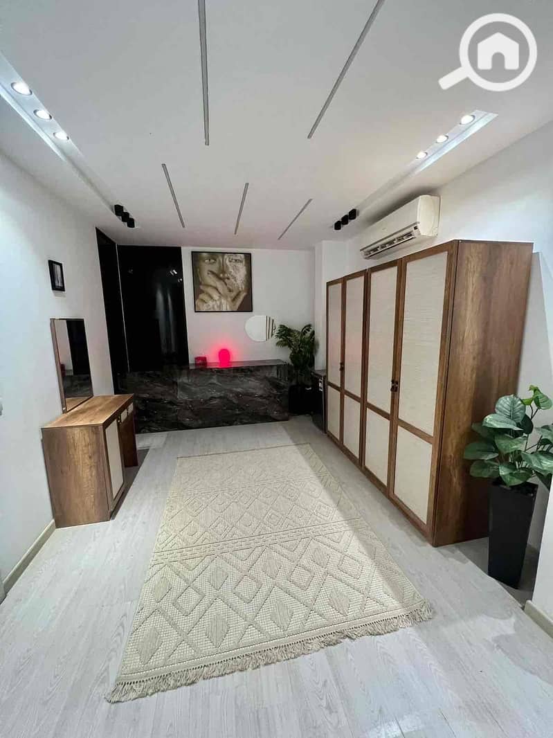 14 8a557499-e0ca-4e46-8256-e0d3851d2385. jpg