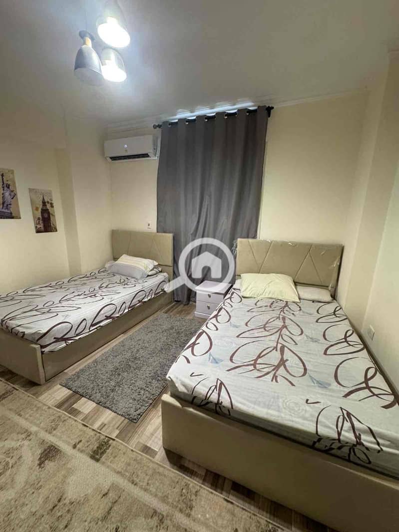 9 8ED8FD21-5894-447F-9858-011238D3D934. jpg