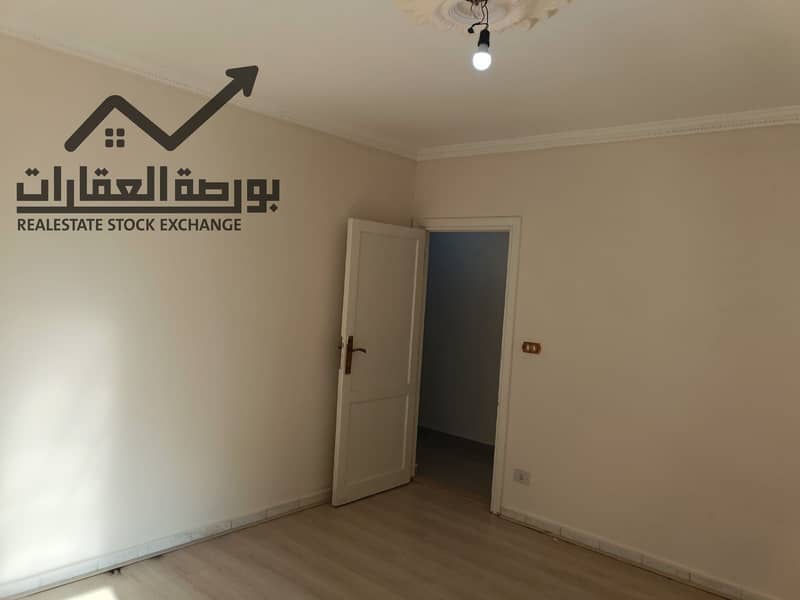 12 f674f040-5646-4ae6-acae-63c59d8d37a4. jpg