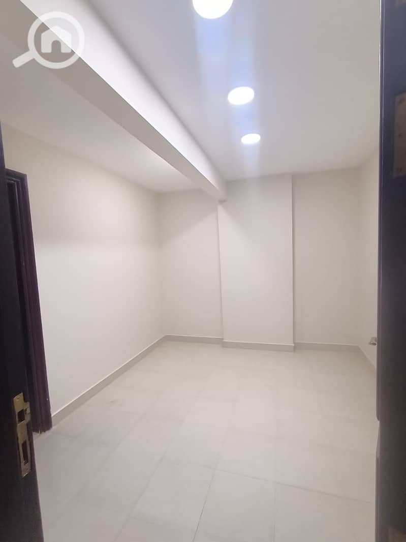 14 WhatsApp Image 2025-11-11 at 11.33. 27 AM. jpeg