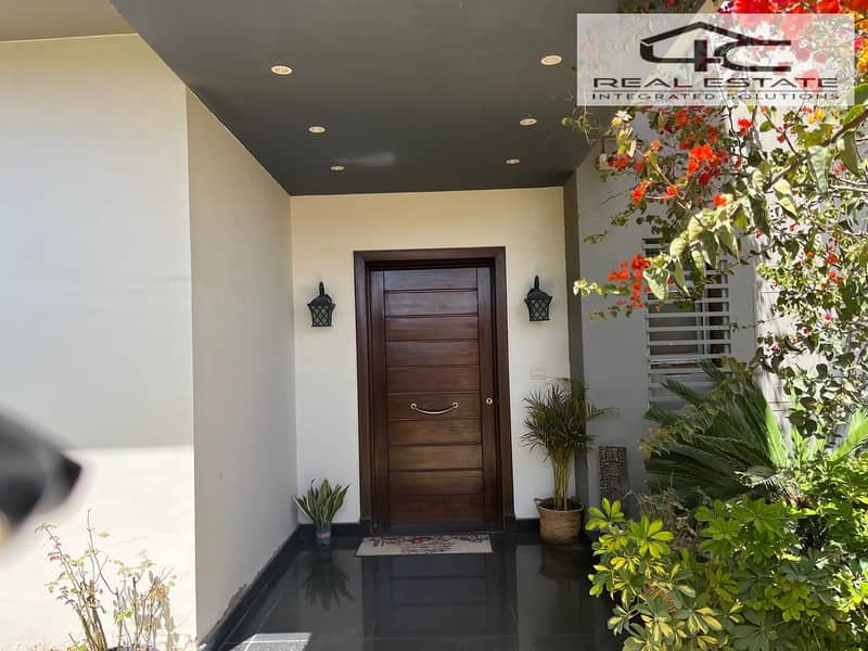 6 WhatsApp Image 2025-11-10 at 12.26. 09 PM (1). jpeg