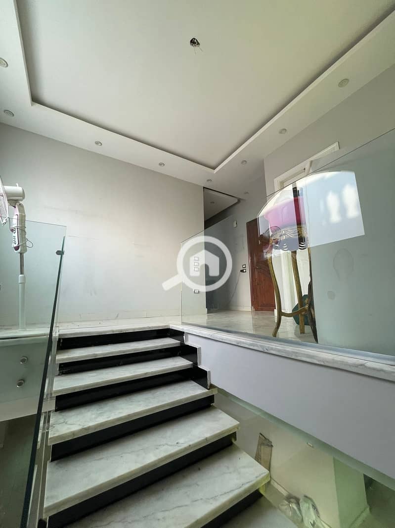 6 IMG-20251111-WA0050. jpg