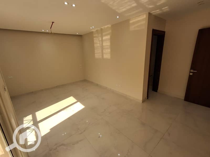 8 WhatsApp Image 2025-11-11 at 11.49. 37 AM. jpeg