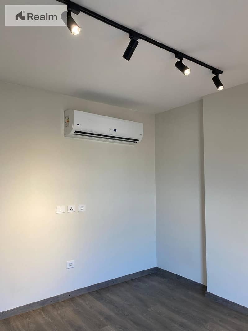 2 WhatsApp Image 2025-10-13 at 4.29. 07 PM (1). jpeg