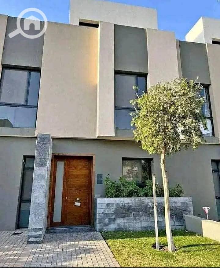 9 530360573_122134773668869684_6346322267360651320_n. jpg