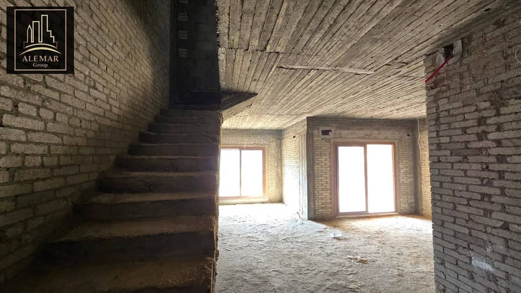 15 581325977_2687815844900745_8488780695362054213_n. jpg