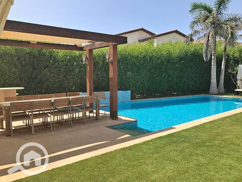 8 242004942_4420703494645271_7253113688041291681_n. png