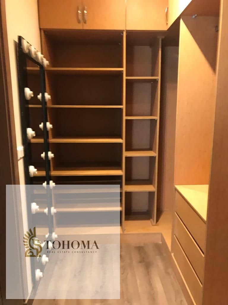 7 6c657f0a-a72a-4853-bf05-36cc6aaf9448. jpg