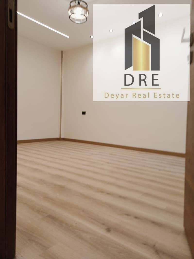 13 72fe4e1a-f222-45a0-a77e-fff2b86fe36c. jpg