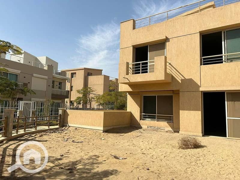 4 484553983_975855037997007_2489576748352021464_n. jpg