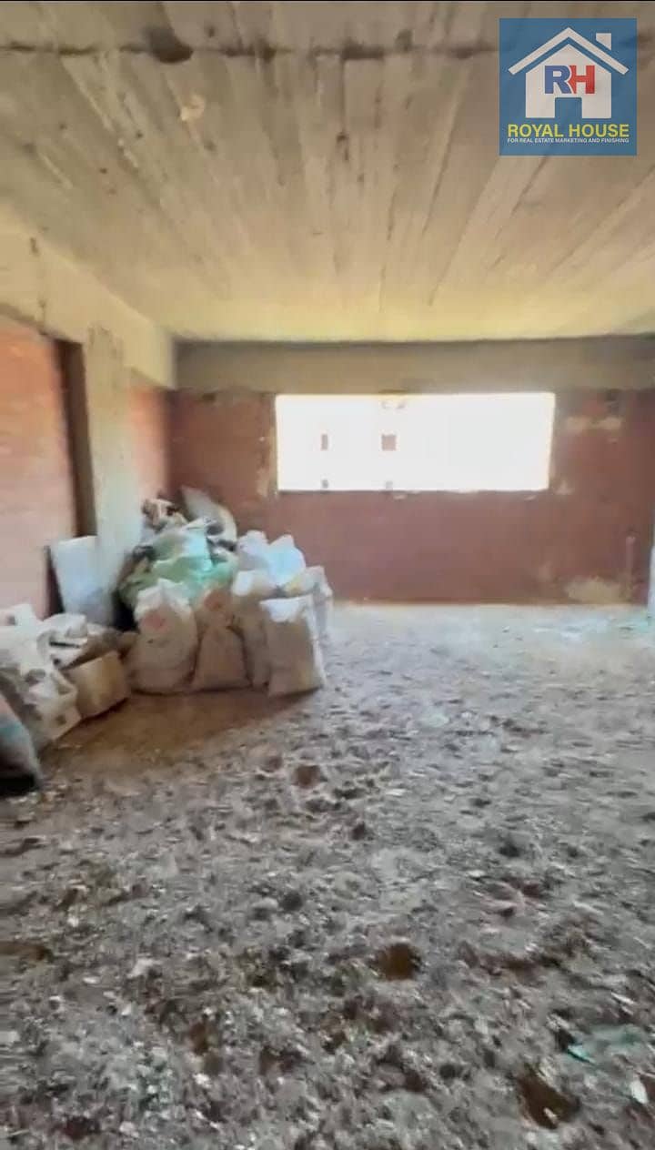 2 4dc19955-dacd-44ca-b87e-3d9fd8eae9a6. jpeg