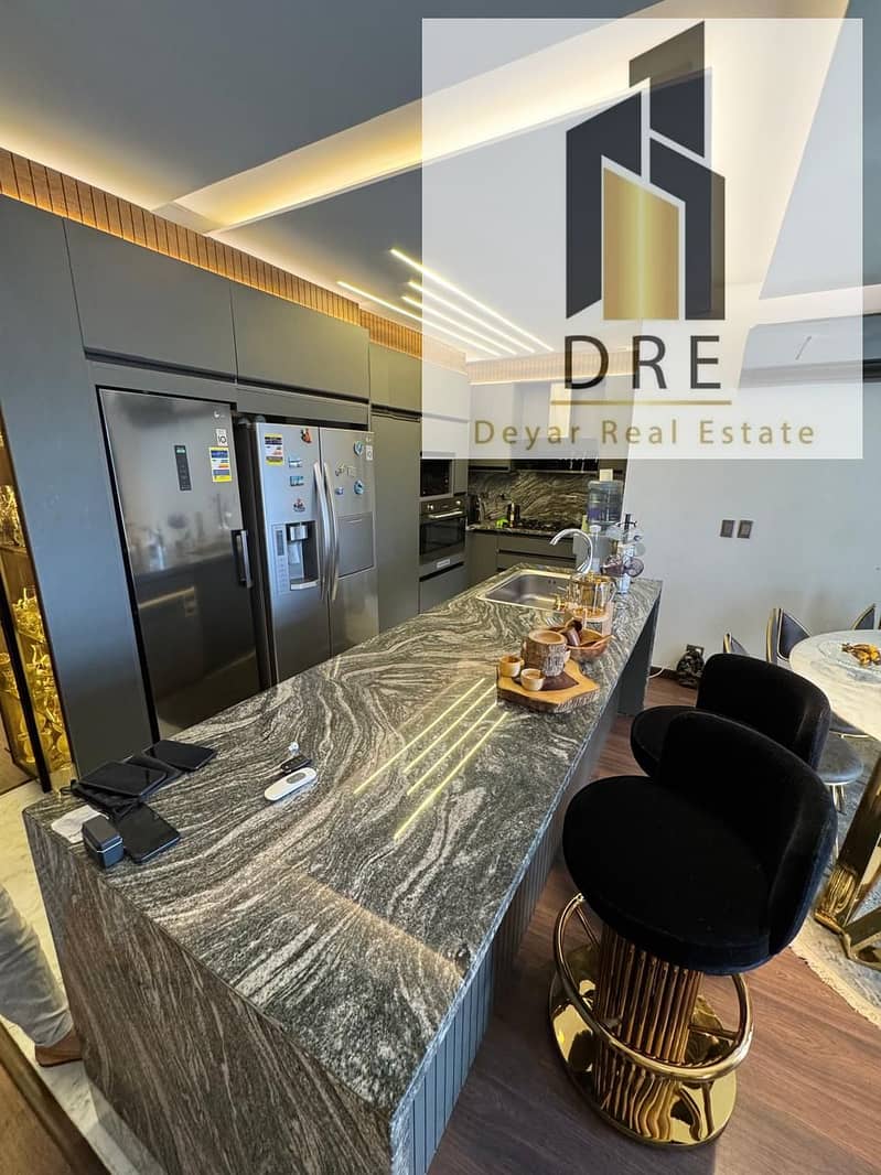 2 81b49cce-6aa7-4c54-97cc-1194000205ce. jpg