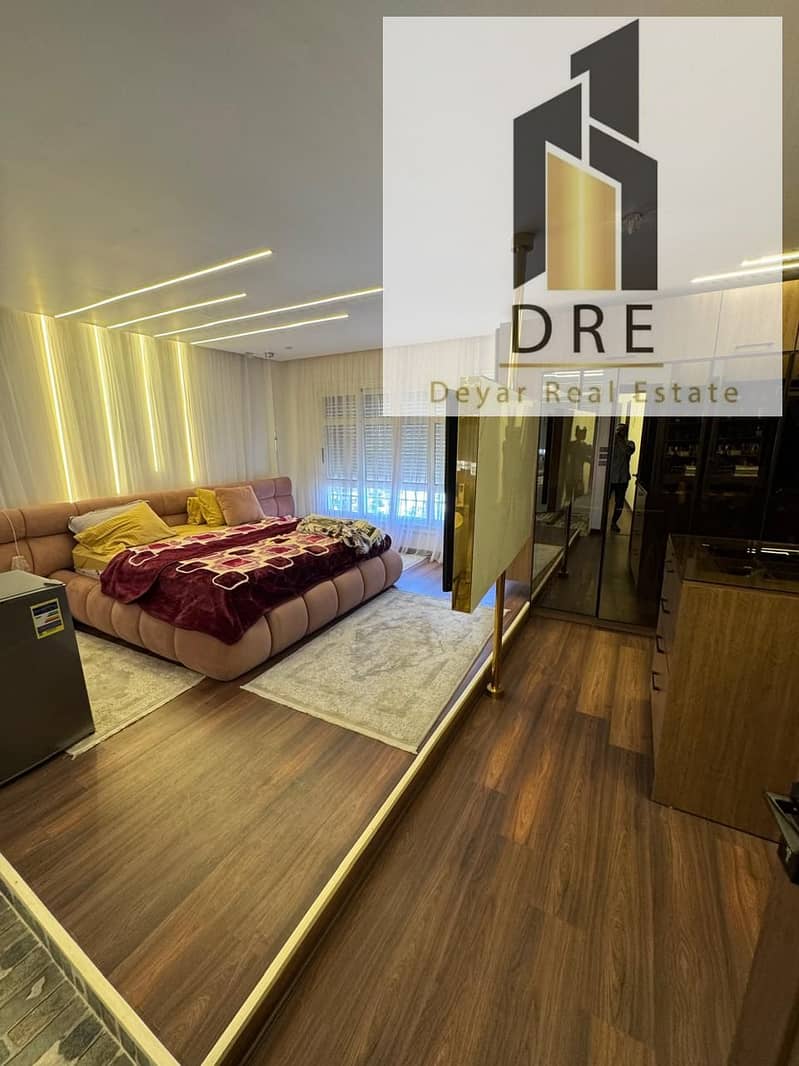 19 f114dd86-affa-4c00-beaf-7fe99c234f35. jpg