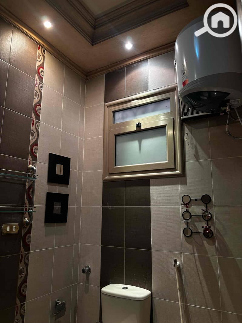 4 41418c14-d53b-4846-9666-555b580b81c8. jpg