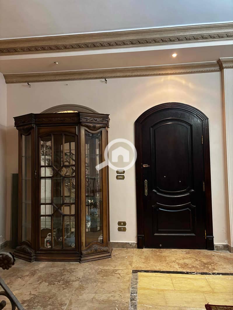 8 c1e20c0c-eb70-40c7-819f-579c705d1364. jpg