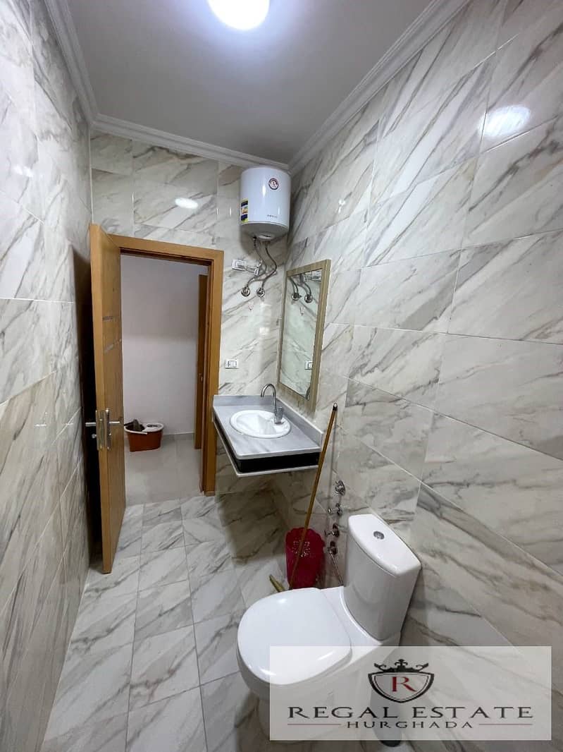 2 3a79f232-aefc-4d71-bcf3-b6435db712fe. jpg