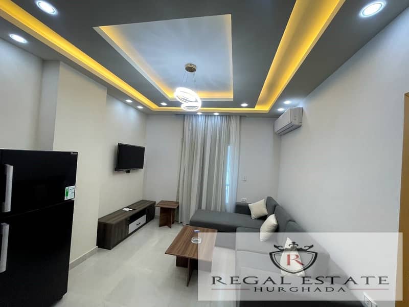 3 3e02e3bf-486b-4ec8-a98e-21459aba4708. jpg