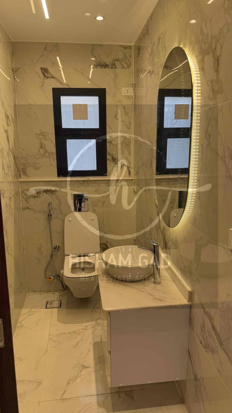 4 cac8aefb-3a09-4773-b1d4-97550dadac33. jpg