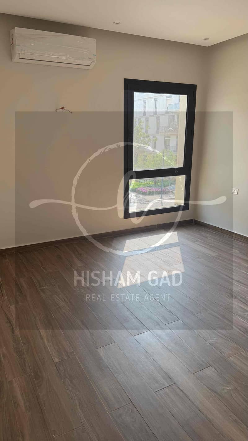 7 09b9def1-a1e3-4fe2-8361-70967d768370. jpg