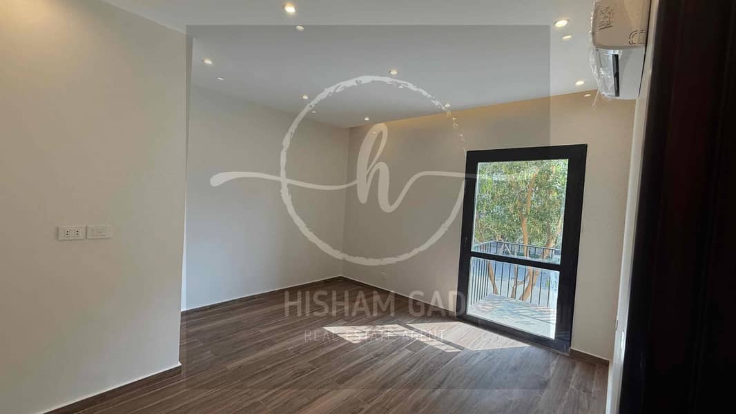 12 c61c5c70-d584-410a-b195-345c3c408c3d. jpg