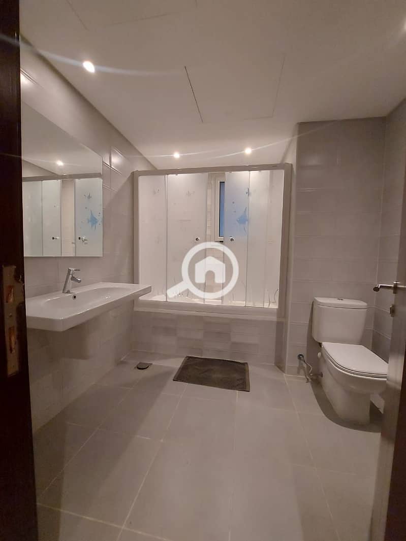 6 085daac1-9d72-4a59-ad47-e80c393229f0. jpg