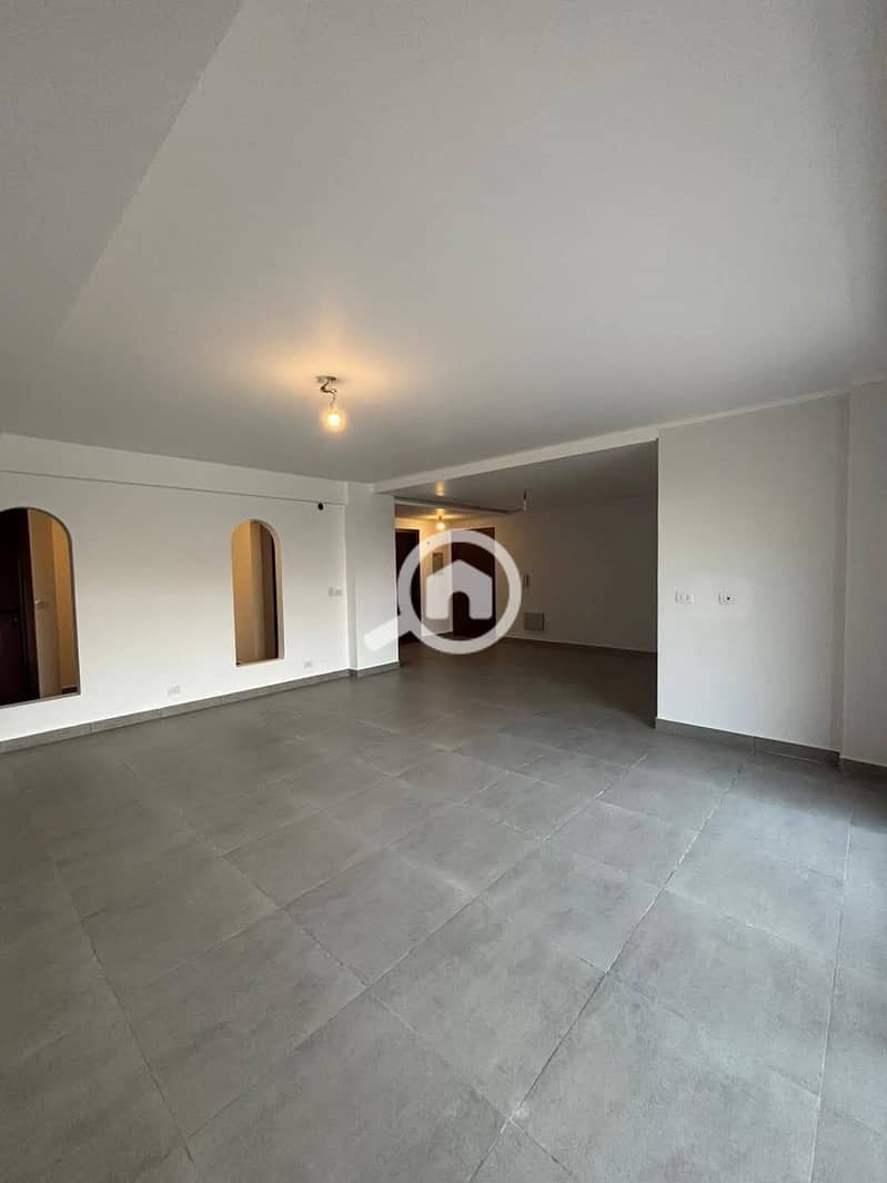 3 0ed5499b-5efb-4293-a396-c2a89d70d2cd. jpg