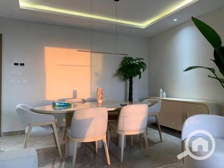 8 557701179_4256820974537143_9013930635549563036_n. jpg