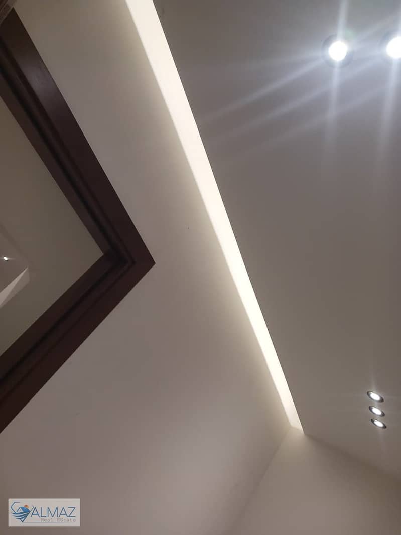 25 WhatsApp Image 2025-11-11 at 11.44. 45 AM (2). jpeg