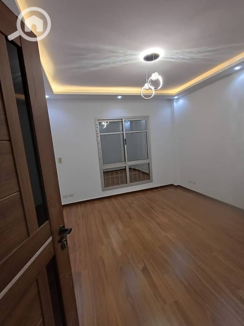 3 578768378_1141612381473898_1318416410217120617_n. jpg