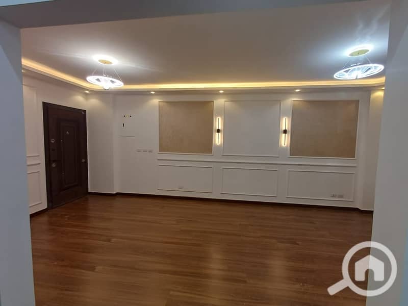 6 580110347_1141612471473889_8224322437253527555_n. jpg