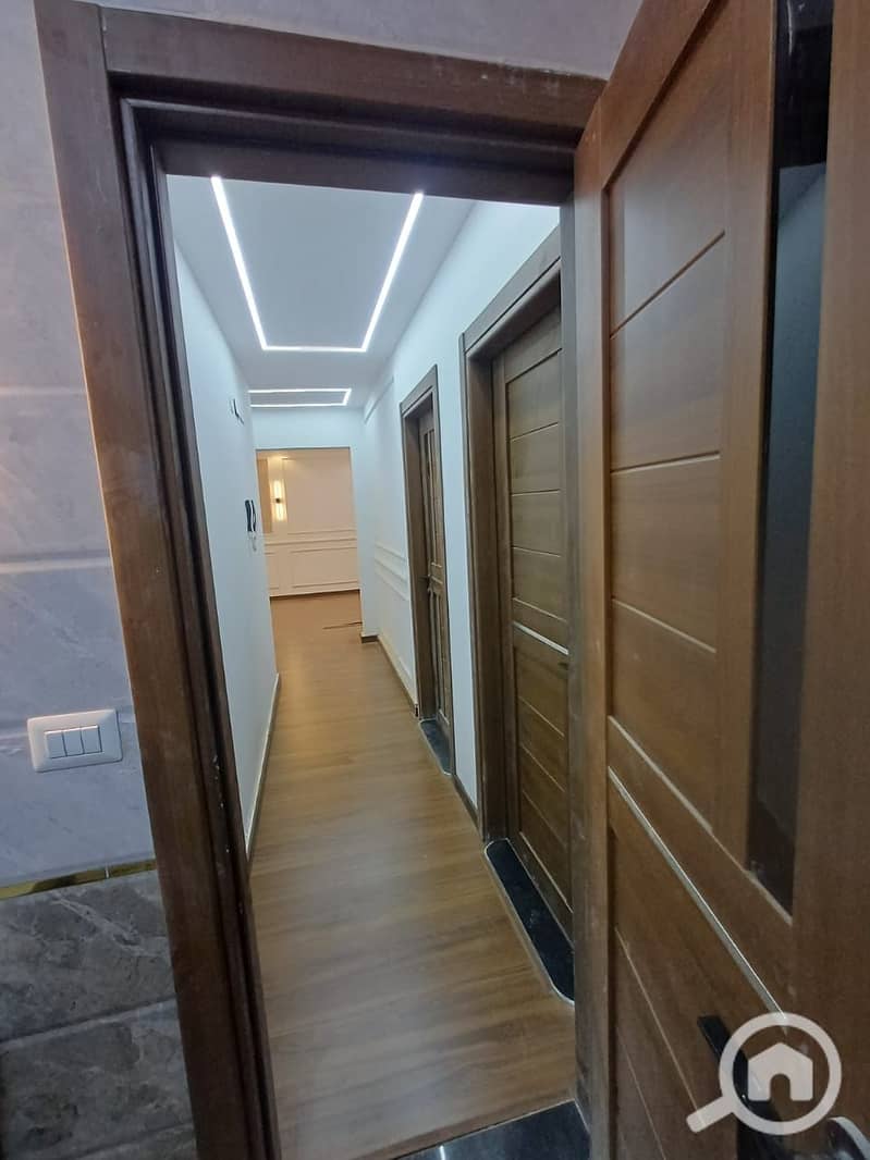 8 578955214_1141612498140553_820143015833030057_n. jpg