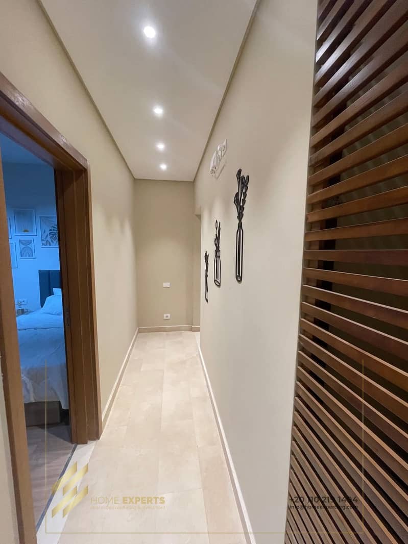 9 c9cb6bc8-8fa7-43dc-8615-18b5e7d01009. jpg