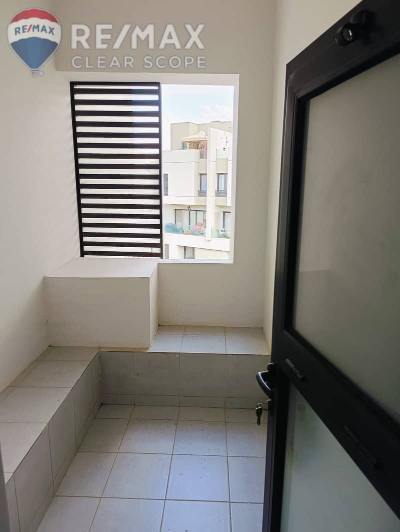 2 0f755b7a-f954-4918-8e00-752088ab6ed6. jpg