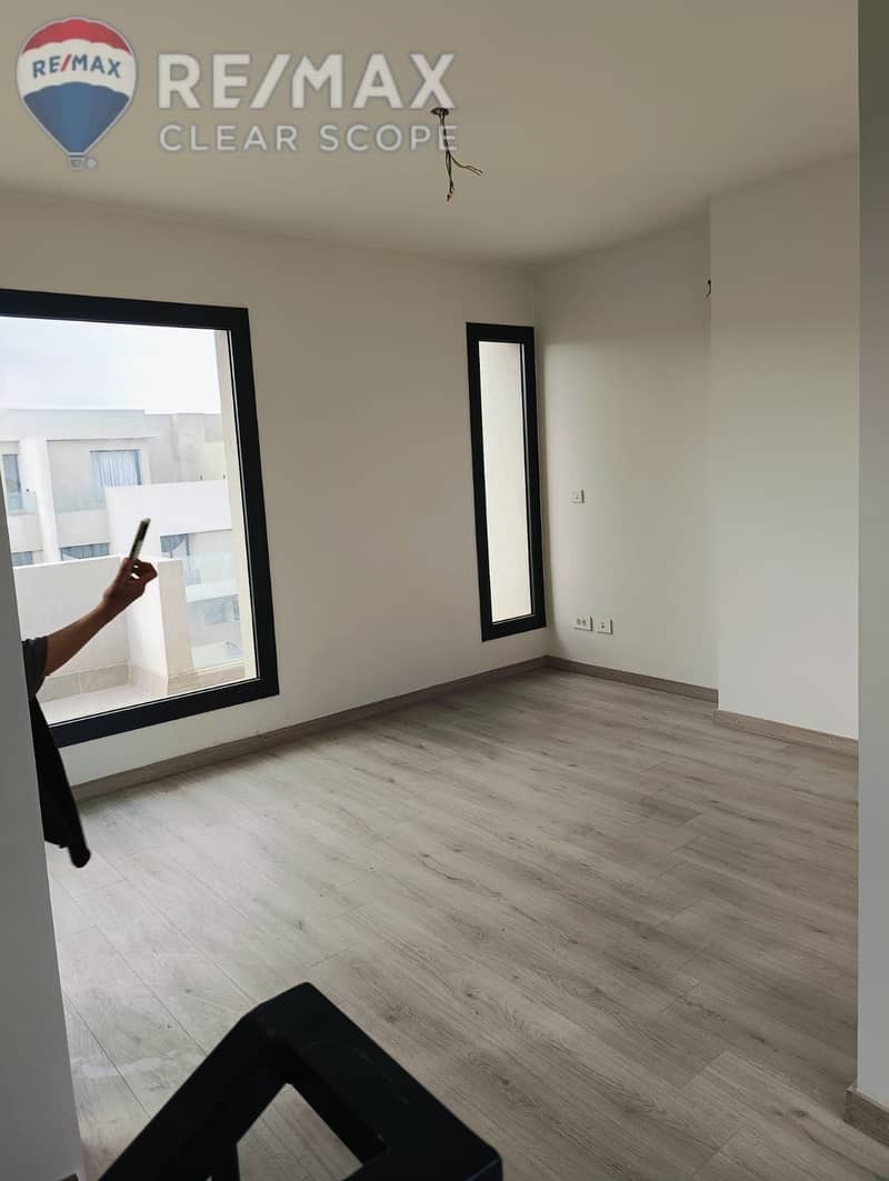 9 341d315e-b2e2-4a76-895e-f0a28ef6953d. jpg