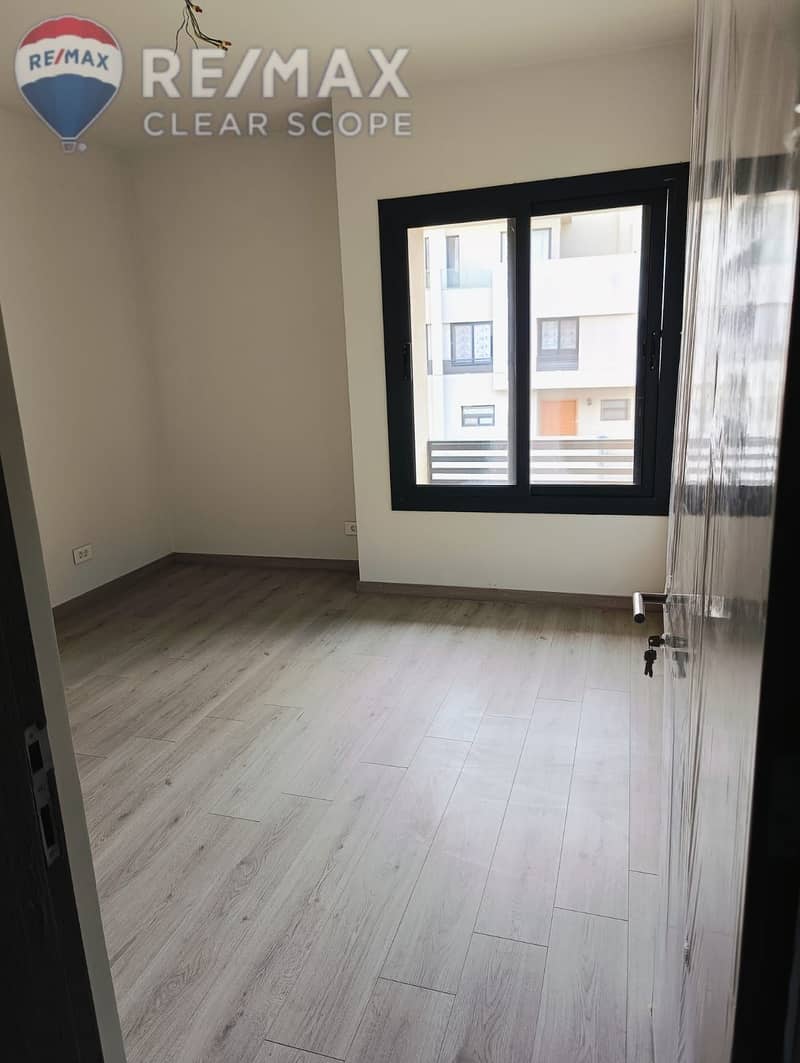 15 46689246-5367-456b-82d0-db9e559ee422. jpg