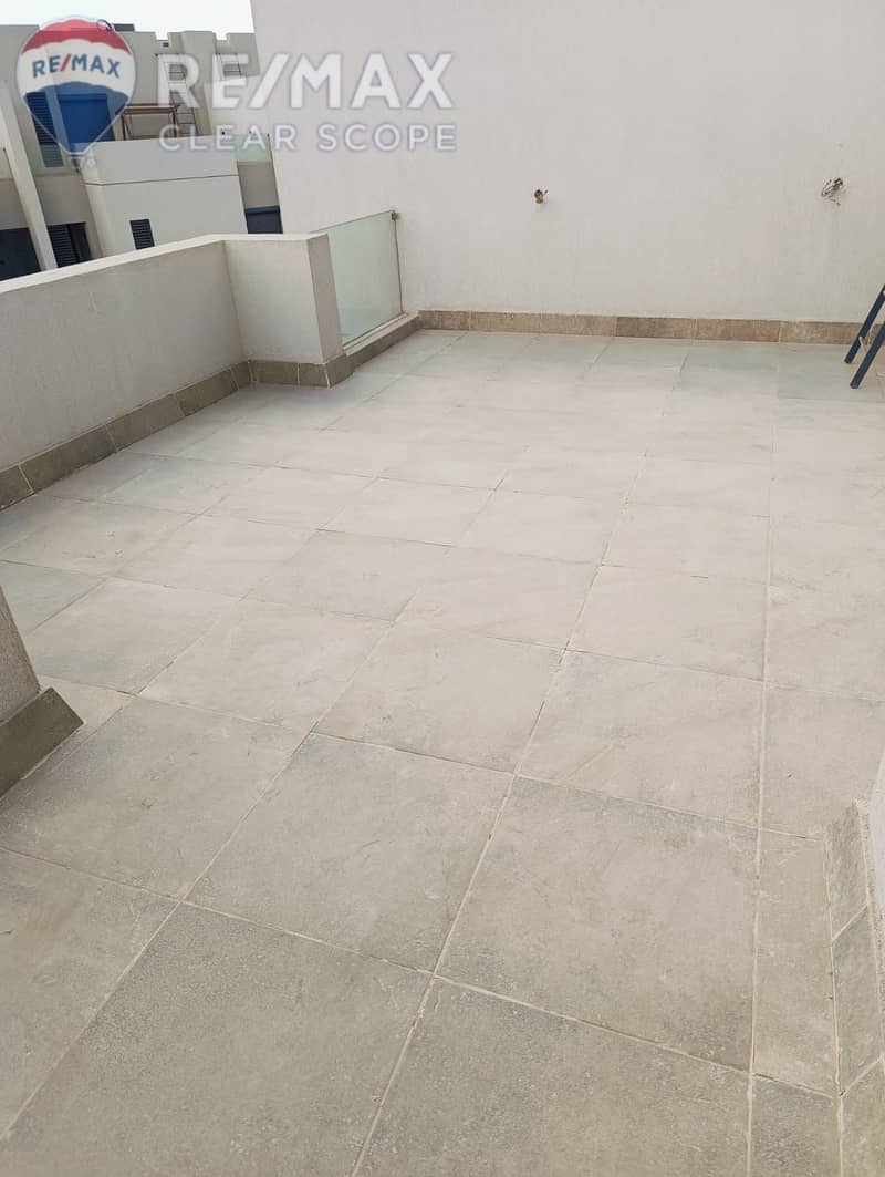 17 a197ccef-f85d-48c1-ba27-68d44d064d43. jpg