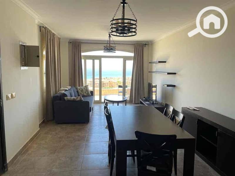 8 f32c11bf-56d8-47f3-8dab-5215273eb5ee. jpg