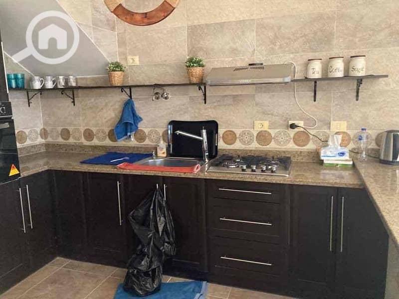 11 31769b51-68c9-4a73-9c99-533539840a00. jpg