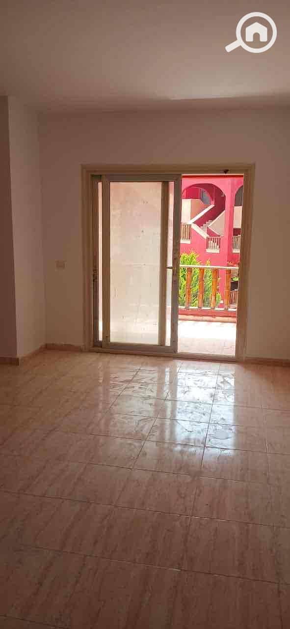 4 649dd7b7-a55f-4de4-975d-f3f9084c911f. jpg