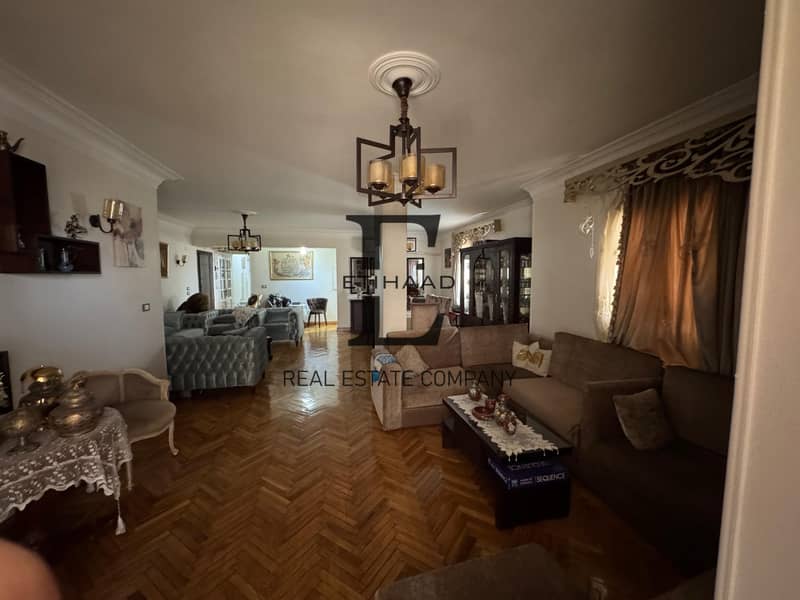 2 3bf5d433-975d-4342-b99f-324b0a6a0fa9. jpeg