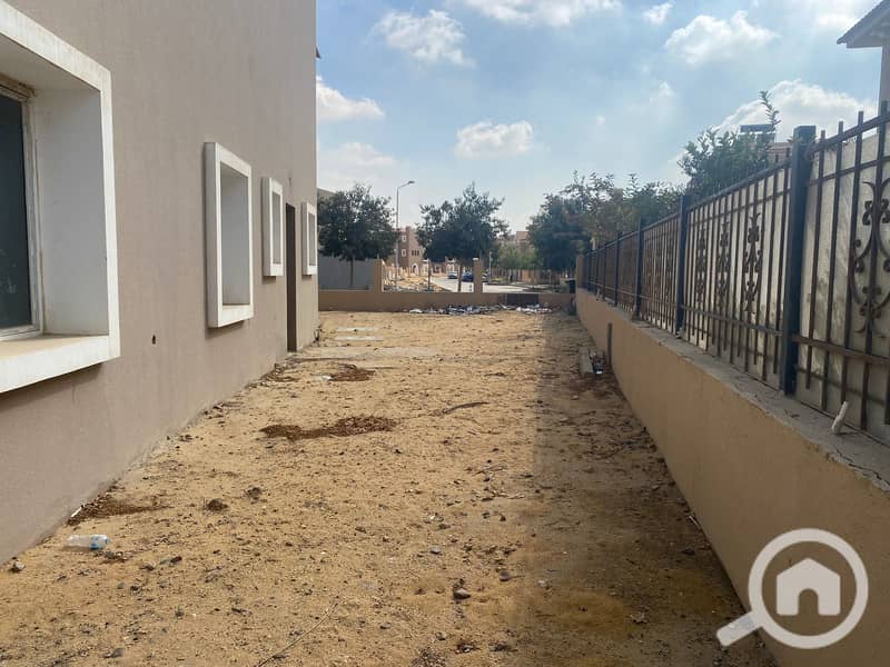 8 WhatsApp Image 2025-08-05 at 12.49. 53_41216723. jpg