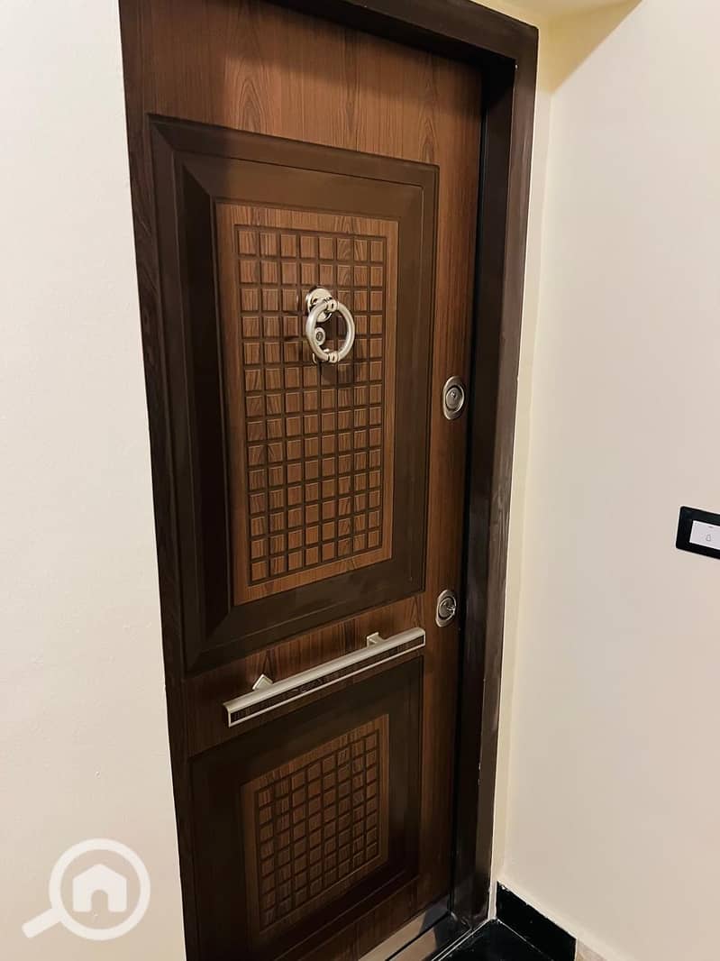 11 593707dc-a3eb-4987-a687-0136ee2c3ae0. jpg