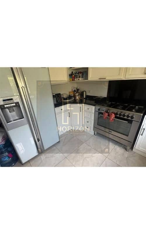 8 8143283-8c875o. jpg